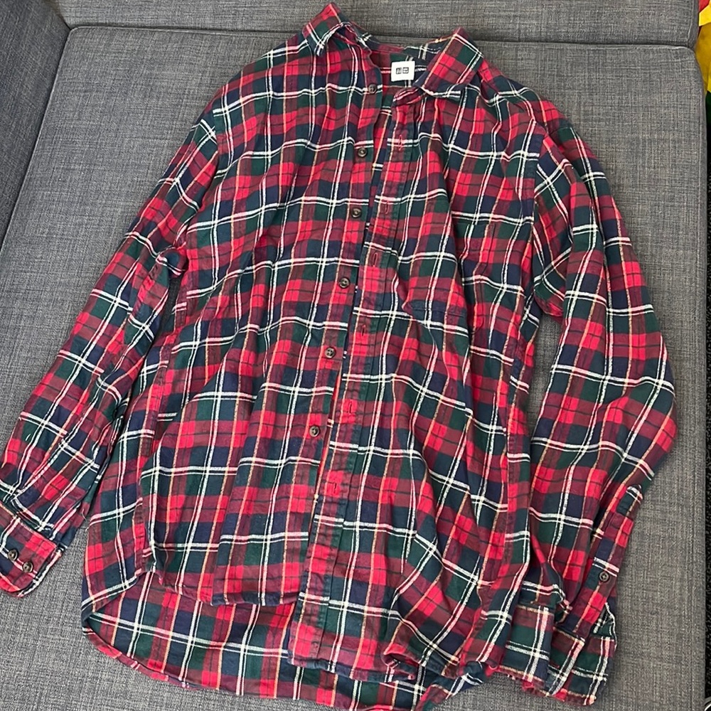 Uniqlo flannel button up shirt size small